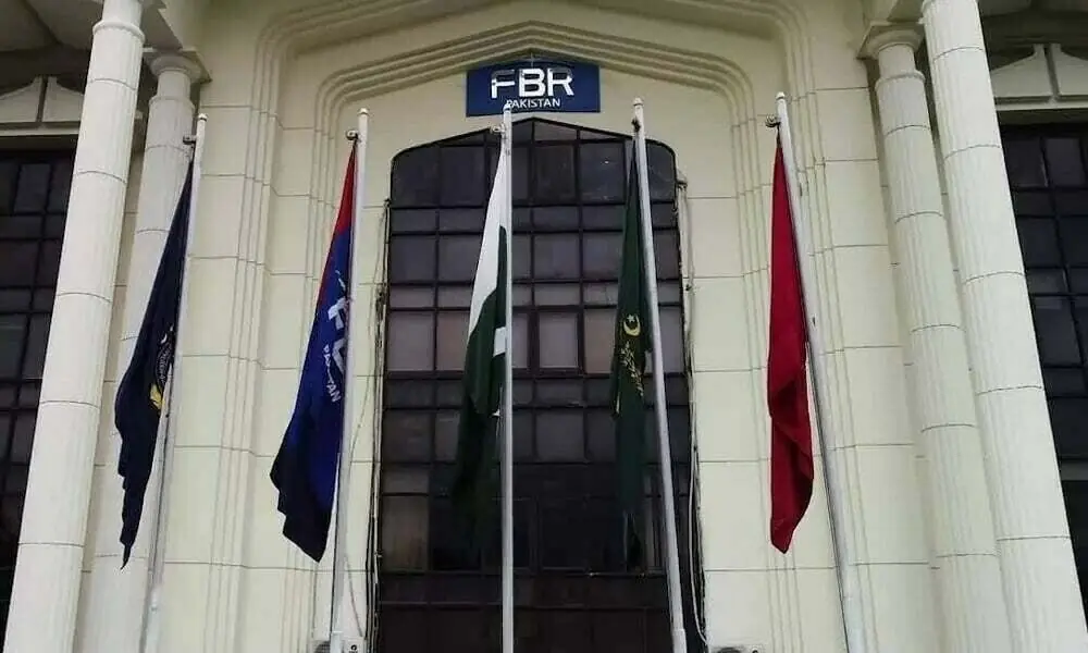 FBR Sees Surge in Income Tax Returns FBR Sees Surge in Income Tax Returns