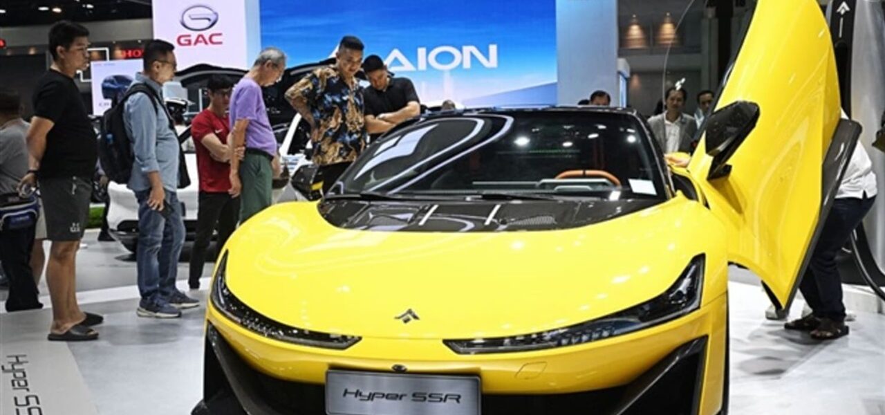 GAC to Acquire Stake in FAW as Auto Industry Consolidation Continues
