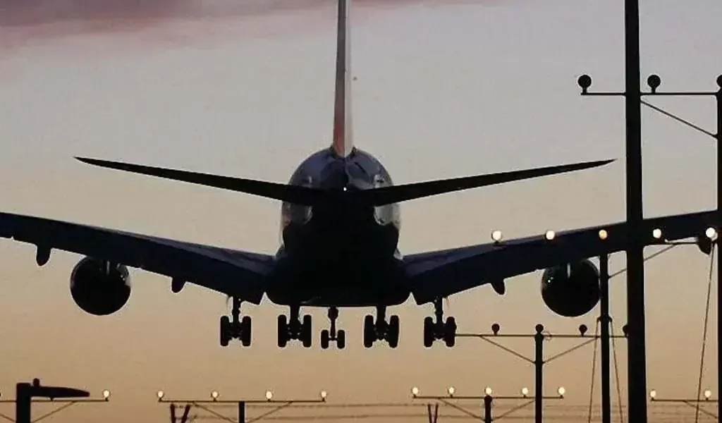 Iraqi Airways to Resume Flights to Iran in October Iraqi Airways to Resume Flights to Iran in October