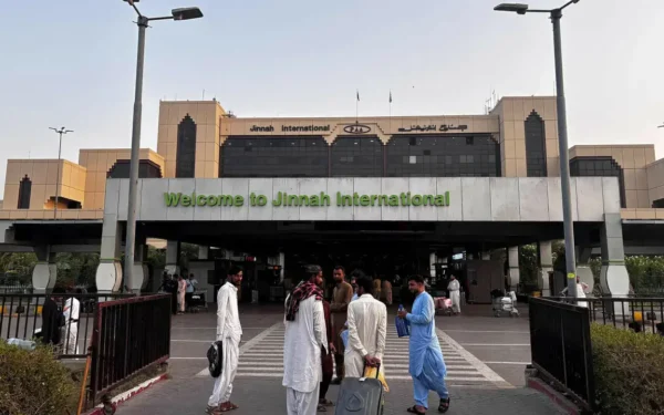 Vaccination Cards Required for Karachi-Saudi Travel from Sept 25 Vaccination Cards Required for Karachi-Saudi Travel from Sept 25