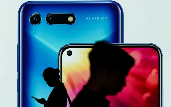 Pakistan reduces regulatory duties on imported smartphones