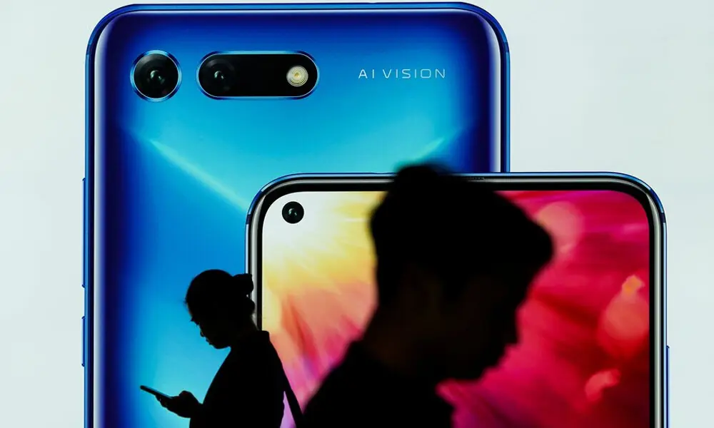 Pakistan reduces regulatory duties on imported smartphones