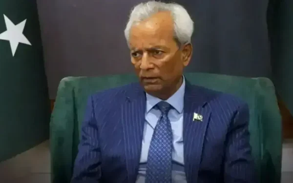 Governor calls for positive journalism among photojournalists Governor calls for positive journalism among photojournalists