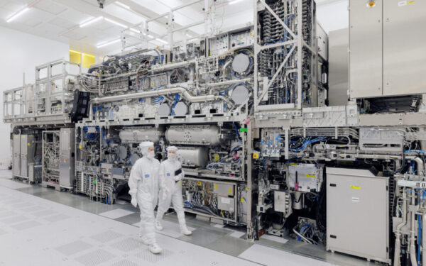 Chipmakers Adopt ASML’s 0M EUV Machines for Advanced Chip Production Chipmakers Adopt ASML’s 0M EUV Machines for Advanced Chip Production