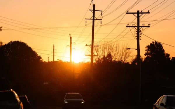 Sydney and NSW experience sudden temperature drop after warm weekend