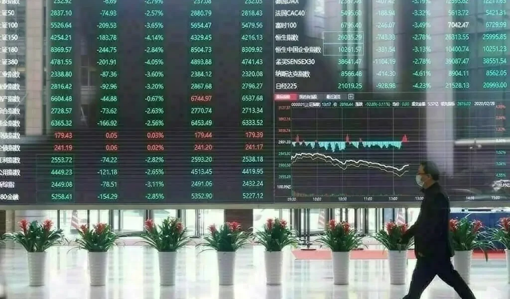 Chinese stocks fall as US-China tensions persist Chinese stocks fall as US-China tensions persist
