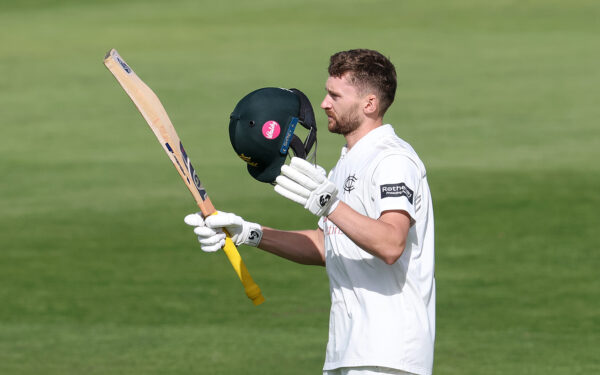 Clarke scores century as Nottinghamshire recover against Hampshire Clarke scores century as Nottinghamshire recover against Hampshire