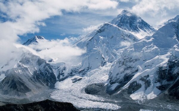 Himalayan Glaciers Near Tipping Point, Threatening Millions