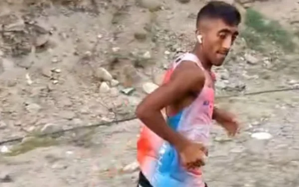 Student completes 1,100km run from Lahore to Skardu Student completes 1,100km run from Lahore to Skardu