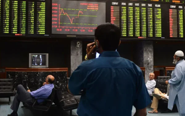 Pakistan Stock Market Declines Amid Geopolitical Tensions