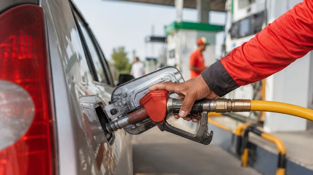 Petrol Prices Decreased by Rs. 0.43 for 24 Hours Petrol Prices Decreased by Rs. 0.43 for 24 Hours