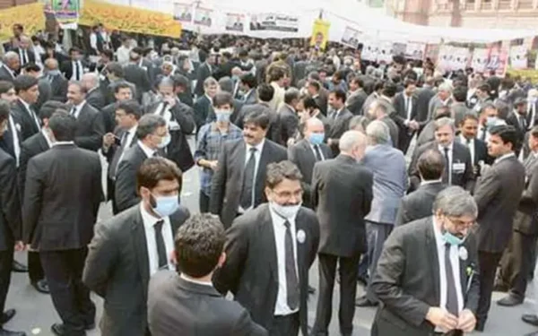 Pakistan Bar Council Urges Government to Control Fuel Price Inflation