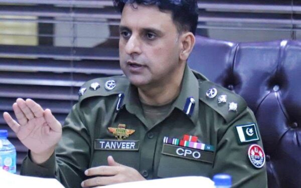 CPO instructs traffic police to enhance road management CPO instructs traffic police to enhance road management