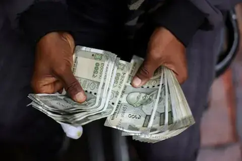 Indian rupee faces pressure from rising oil prices and importer hedging