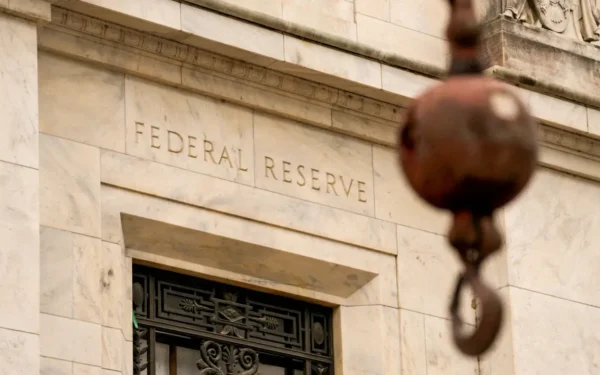 US Fed Rate Hike Poses Risks to Pakistan’s Economy US Fed Rate Hike Poses Risks to Pakistan’s Economy