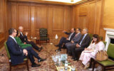 Finance Minister Meets with Standard Chartered CEO Finance Minister Meets with Standard Chartered CEO
