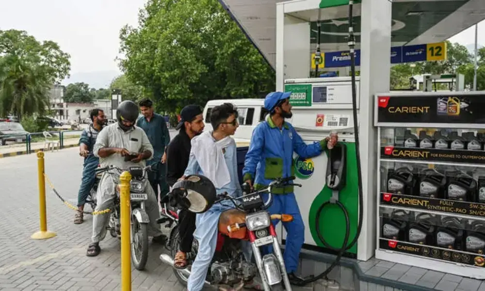 Government hikes petrol and diesel prices in line with international oil market trends Government hikes petrol and diesel prices in line with international oil market trends