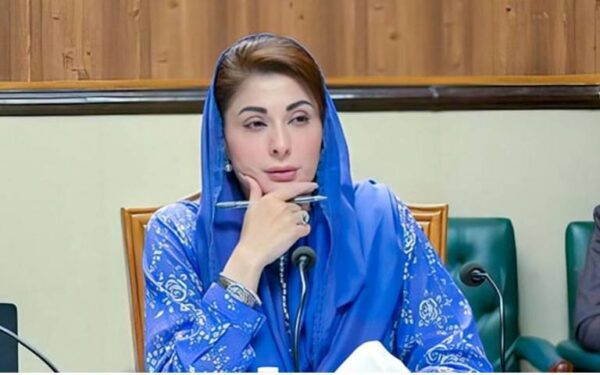 CM Praises Honest Traffic Warden for Returning Lost Bag