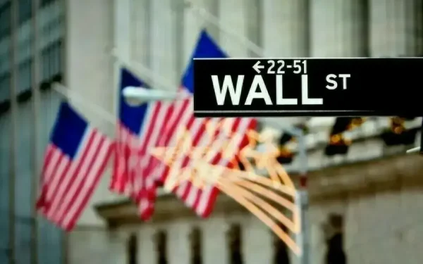 US stock markets decline amid oil price surge and Fed rate hike concerns US stock markets decline amid oil price surge and Fed rate hike concerns
