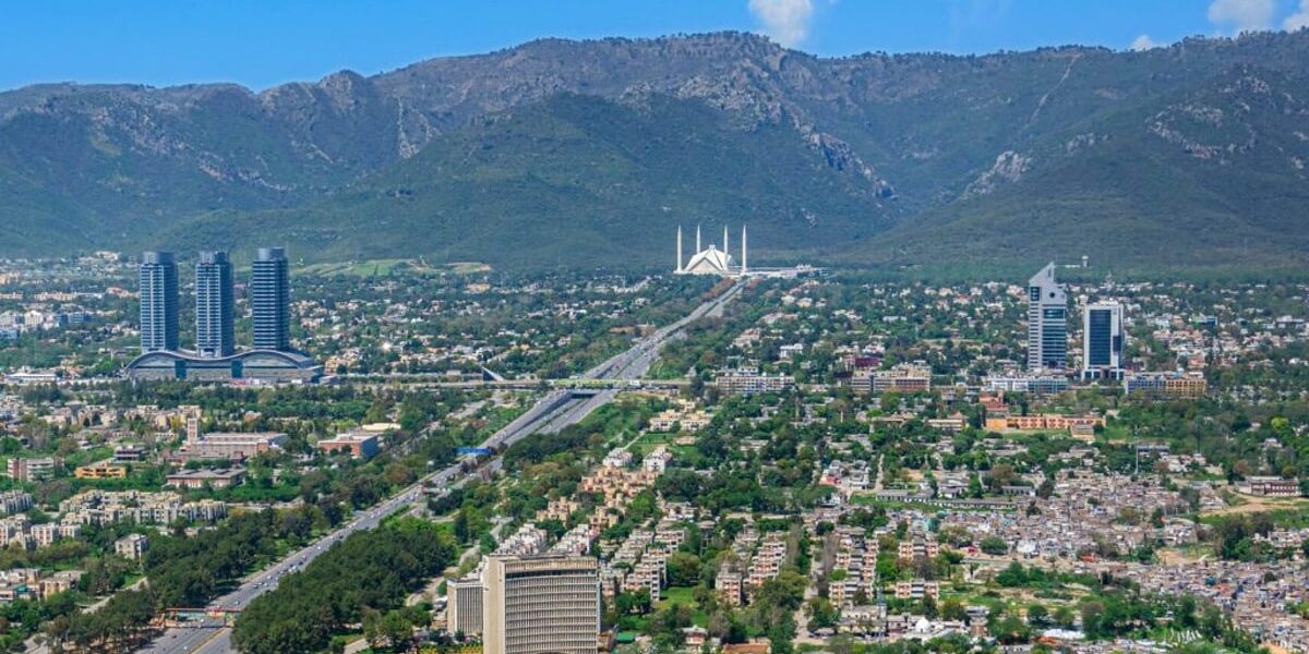 CDA Directs Removal of Illegal Structures in Islamabad CDA Directs Removal of Illegal Structures in Islamabad