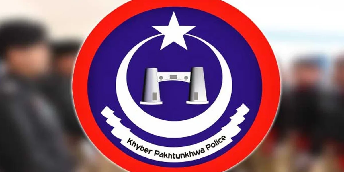 Kohat Police Seize Drugs, Weapons, Arrest Four Suspects Kohat Police Seize Drugs, Weapons, Arrest Four Suspects