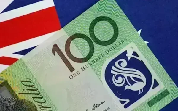 Australian dollar strengthens as bond yields hit six-month peaks Australian dollar strengthens as bond yields hit six-month peaks