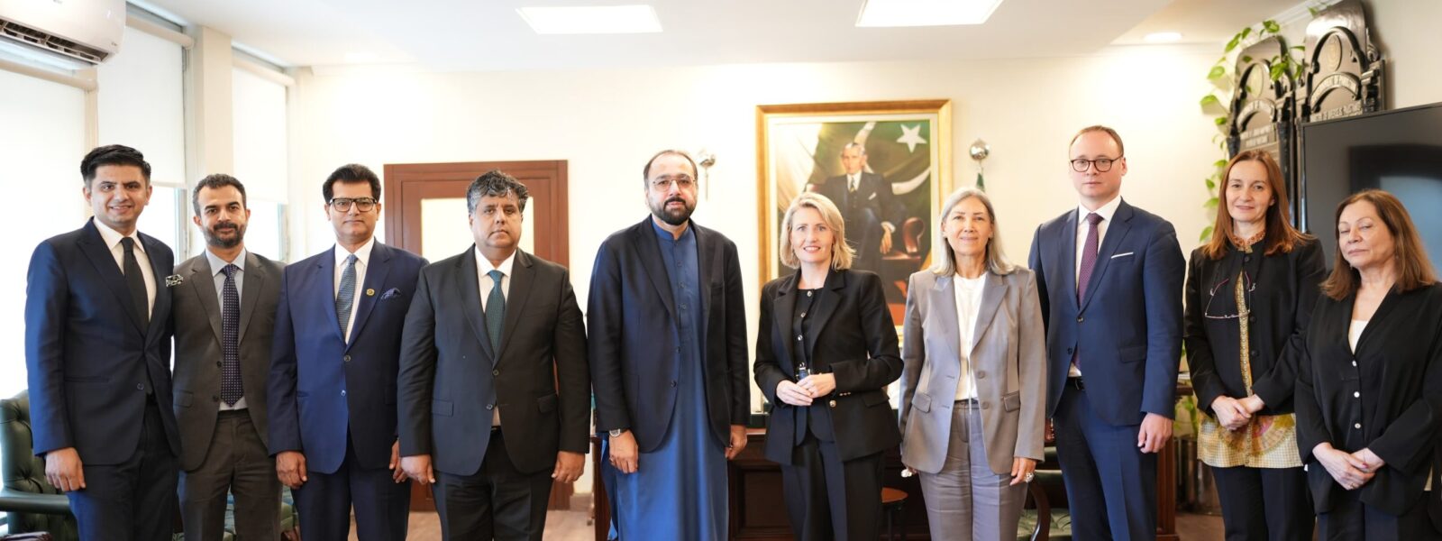 Minister Advocates for Expanded European Labour Market Access for Pakistani Workers Minister Advocates for Expanded European Labour Market Access for Pakistani Workers