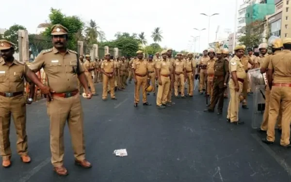 Police in Gujarat publicly beat man accused of killing partner Police in Gujarat publicly beat man accused of killing partner