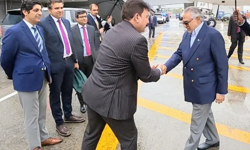 DPM Dar Arrives in New York for UN General Assembly DPM Dar Arrives in New York for UN General Assembly
