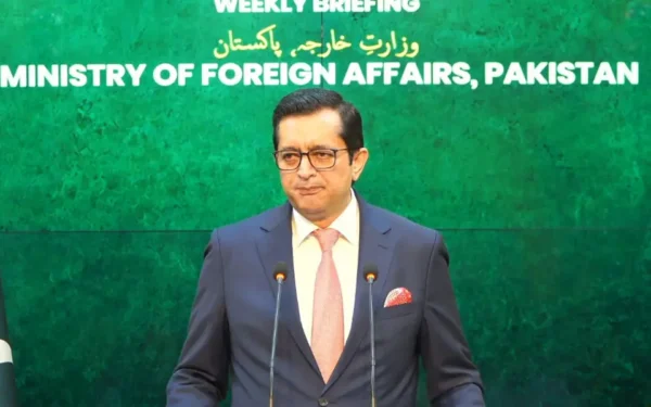 Pakistan reiterates commitment to Saudi defence pact Pakistan reiterates commitment to Saudi defence pact