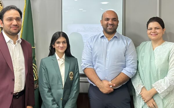 Pakistani Teen Aayat Asmi Launches School Chess Initiative Pakistani Teen Aayat Asmi Launches School Chess Initiative