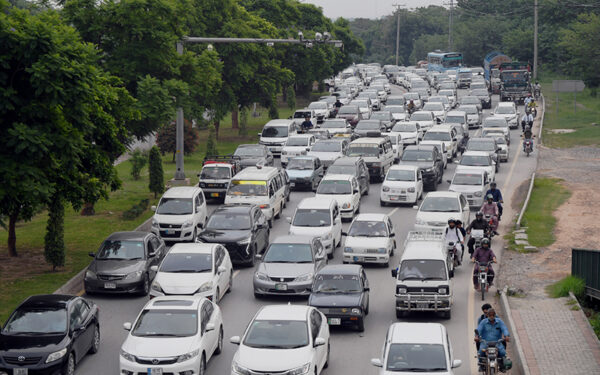 Massive traffic jam reported on Chak Shahzad Road Massive traffic jam reported on Chak Shahzad Road