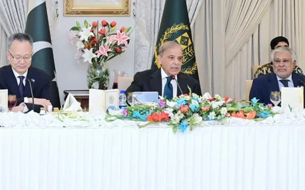 PM Shehbaz discusses early groundbreaking of ML-1 project with ADB PM Shehbaz discusses early groundbreaking of ML-1 project with ADB