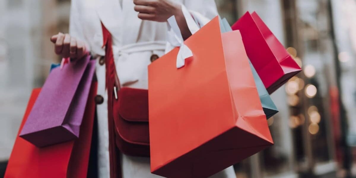 Court Orders Clothing Brand to Refund and Pay Rs. 50,000 in Compensation Court Orders Clothing Brand to Refund and Pay Rs. 50,000 in Compensation