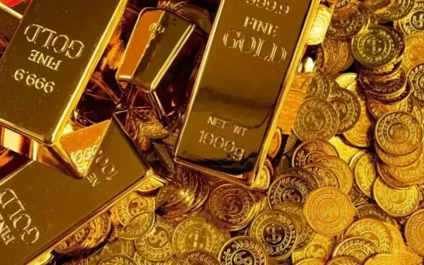 Gold prices surge by Rs7,900 per tola in Pakistan
