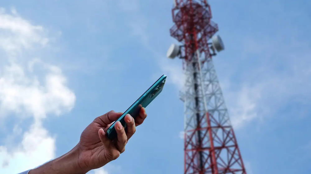 Major Telecom Operators Fined for Quality of Service Failures