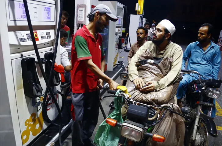 Government to Provide Motorcyclists with Rs 2,000 Monthly Petrol Relief