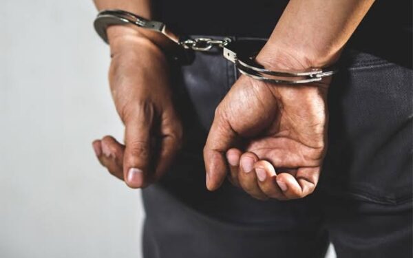 Police Seize 4.4 Kilograms of Hashish from Drug Peddlers in Kohat