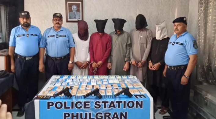 Six Arrested in Munna Gang and Other Dacoit Gang Bust Six Arrested in Munna Gang and Other Dacoit Gang Bust
