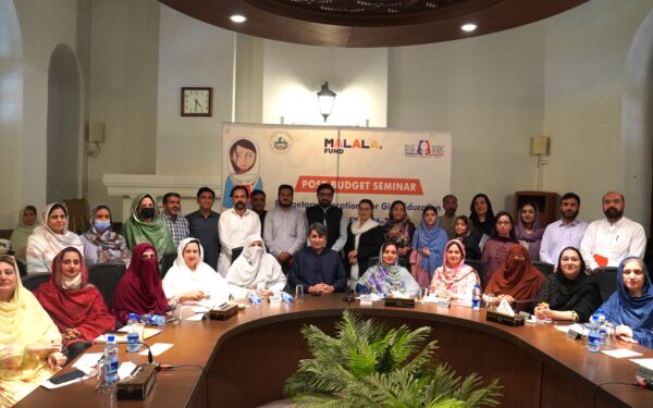 KP government launches alternative learning initiatives KP government launches alternative learning initiatives