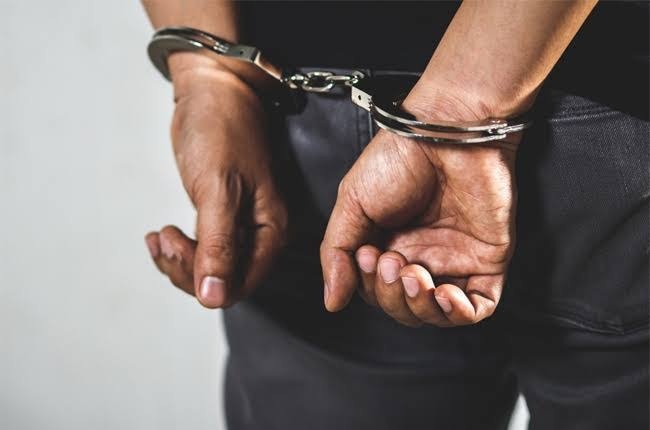 Police arrest 14 suspects in Chiniot crackdown Police arrest 14 suspects in Chiniot crackdown