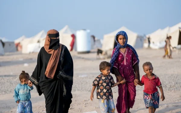 Fighting forces Yemeni children to abandon studies