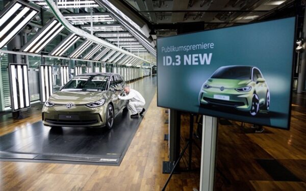 European automakers expand China software teams European automakers expand China software teams