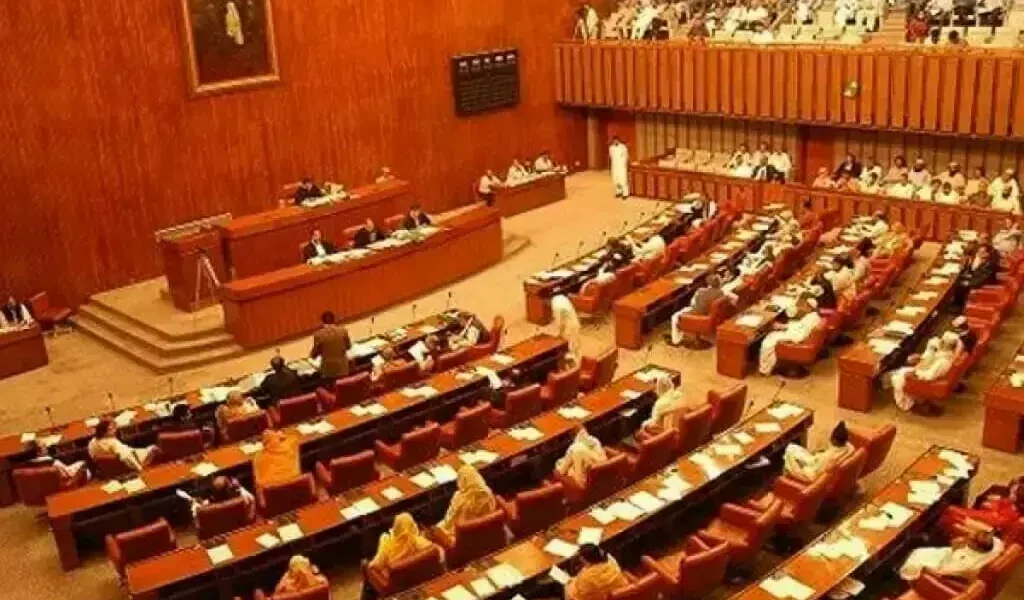 Senate Committee Criticizes Arbitrary Interprovincial Travel Checks Senate Committee Criticizes Arbitrary Interprovincial Travel Checks