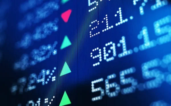 Foreign investors pour .1 billion into Indian equities in August
