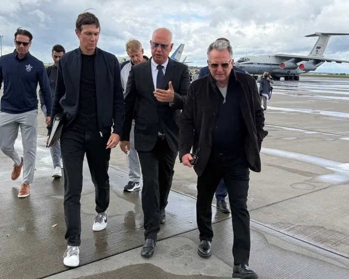 US envoys arrive in Moscow for Ukraine peace talks