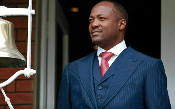 Brian Lara Urges Proper Medical Care for Imran Khan