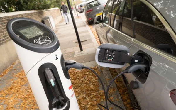 UK’s Top PHEVs Struggle with Rapid Charging UK’s Top PHEVs Struggle with Rapid Charging