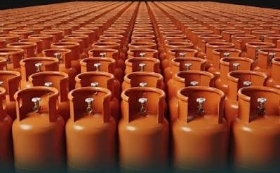 Civil Defence Seals 15 Shops for Illegal LPG Decanting Civil Defence Seals 15 Shops for Illegal LPG Decanting