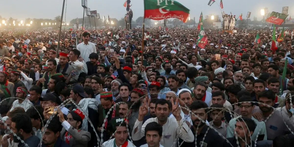 PTI’s Long March Postponed: KP Chief Minister Afridi Faces Tough Task PTI’s Long March Postponed: KP Chief Minister Afridi Faces Tough Task